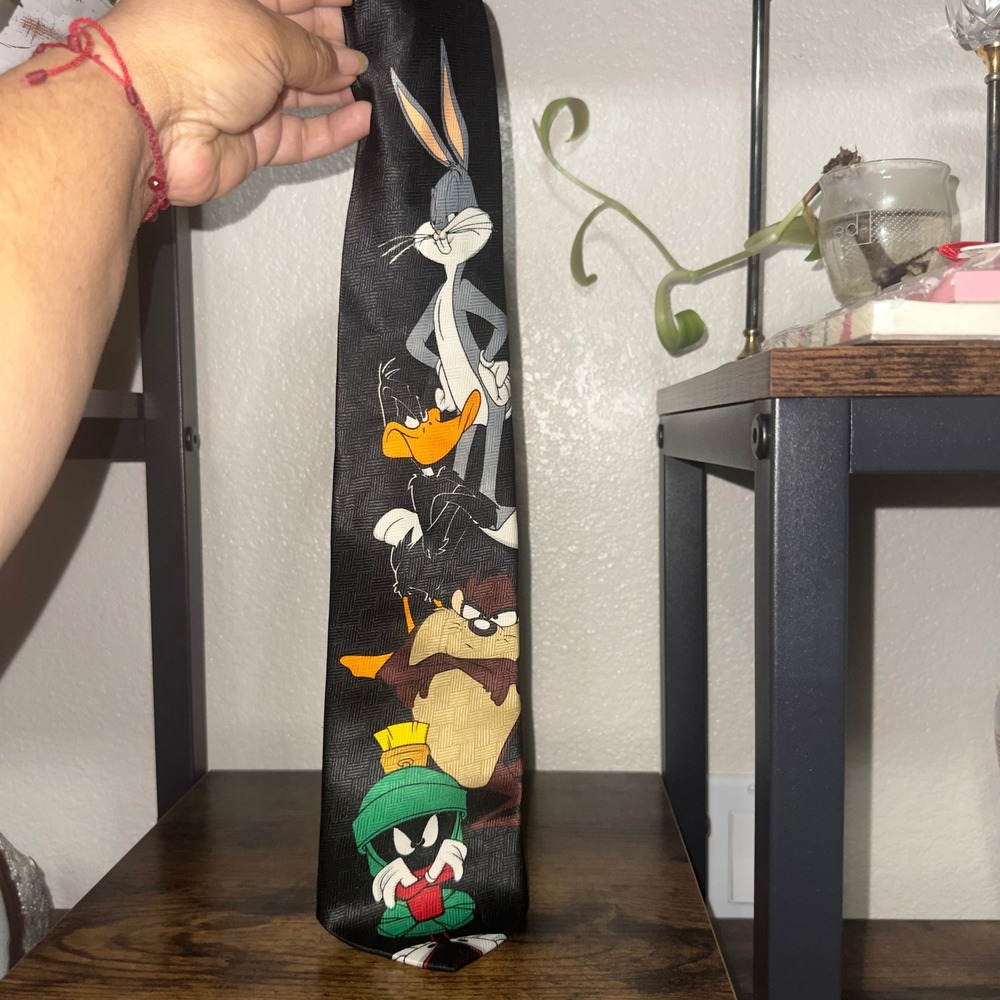 Vintage 1997 Looney Tunes Character Necktie Black Bugs Bunny Daffy Duck Taz Tie